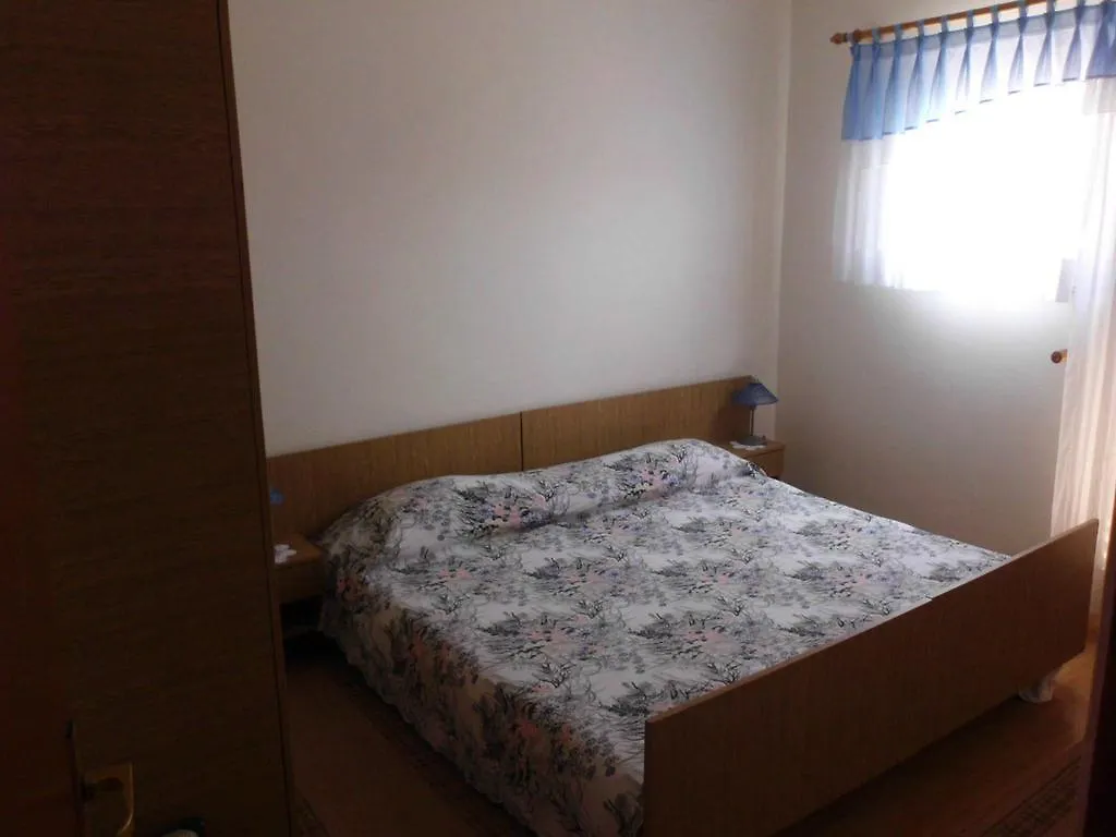 Apartments Ema Pula
